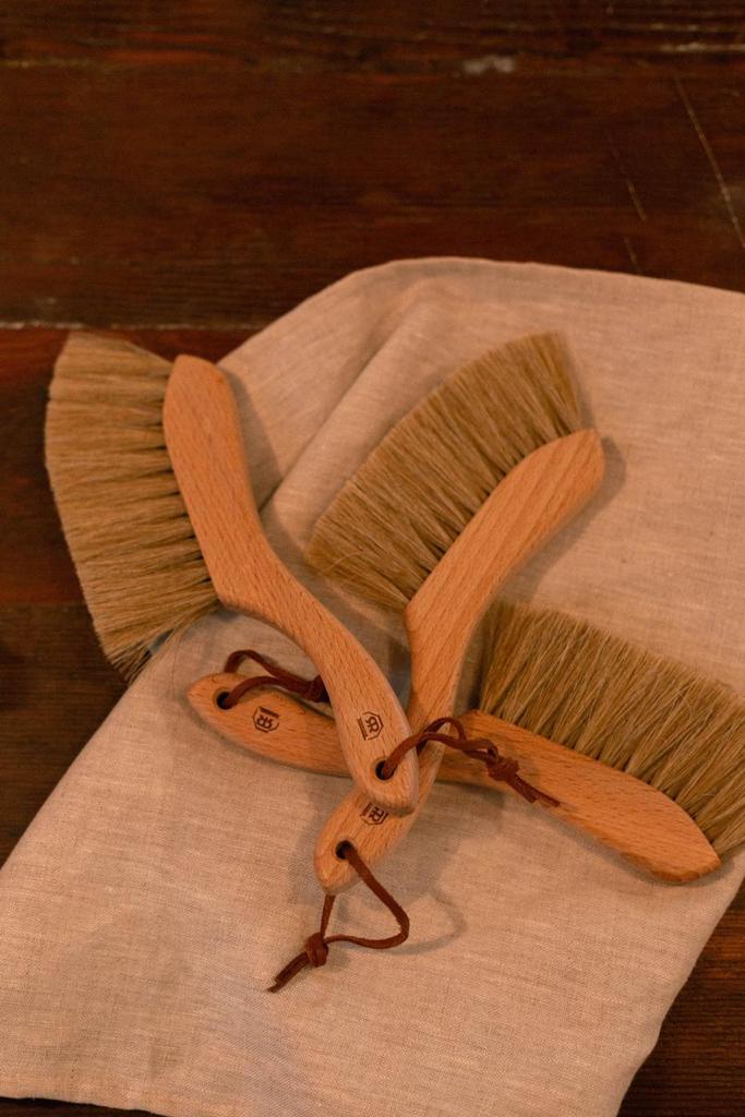 Beach Chair Brush