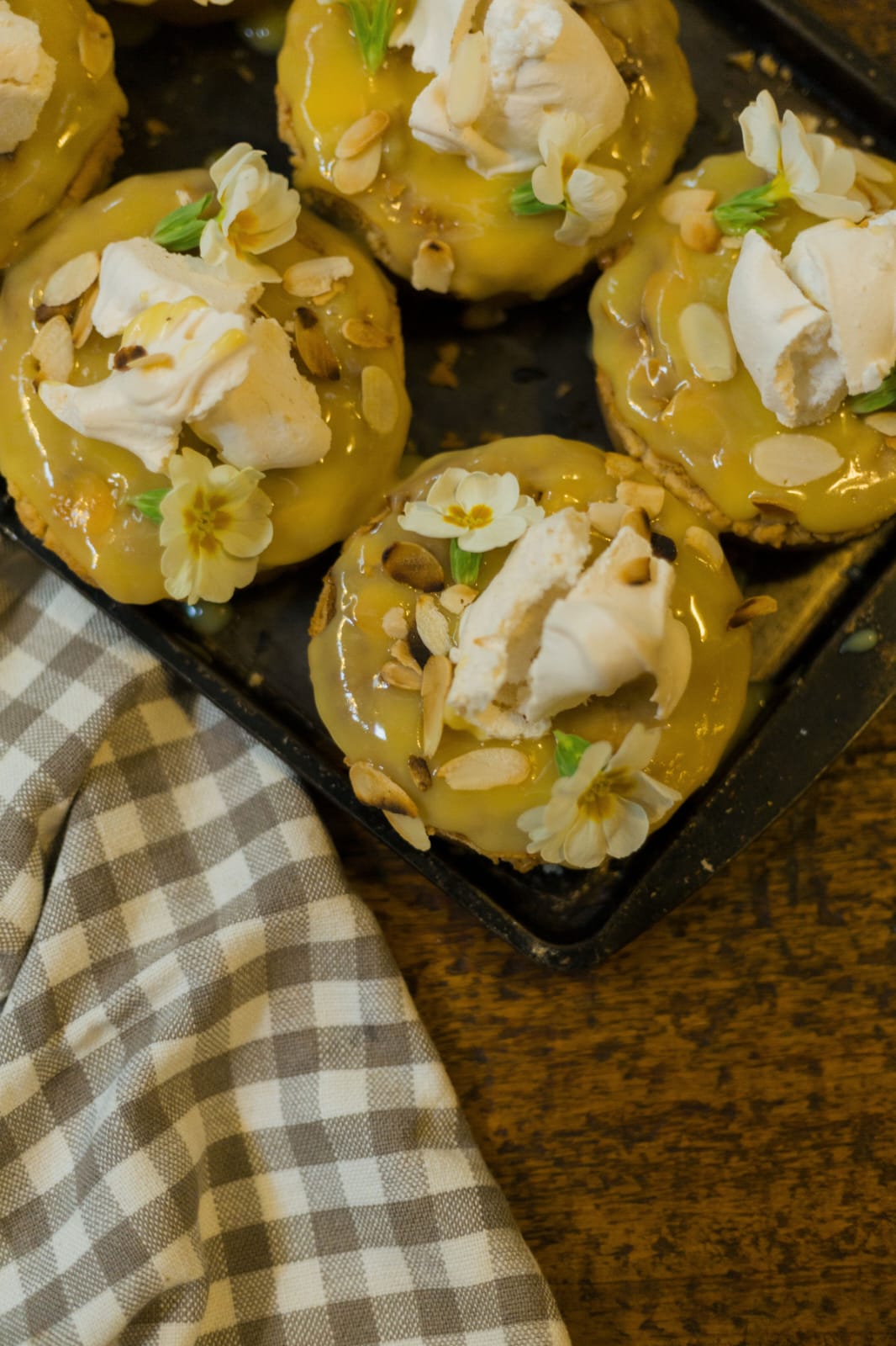 6 x Lemon Almond Tartlet