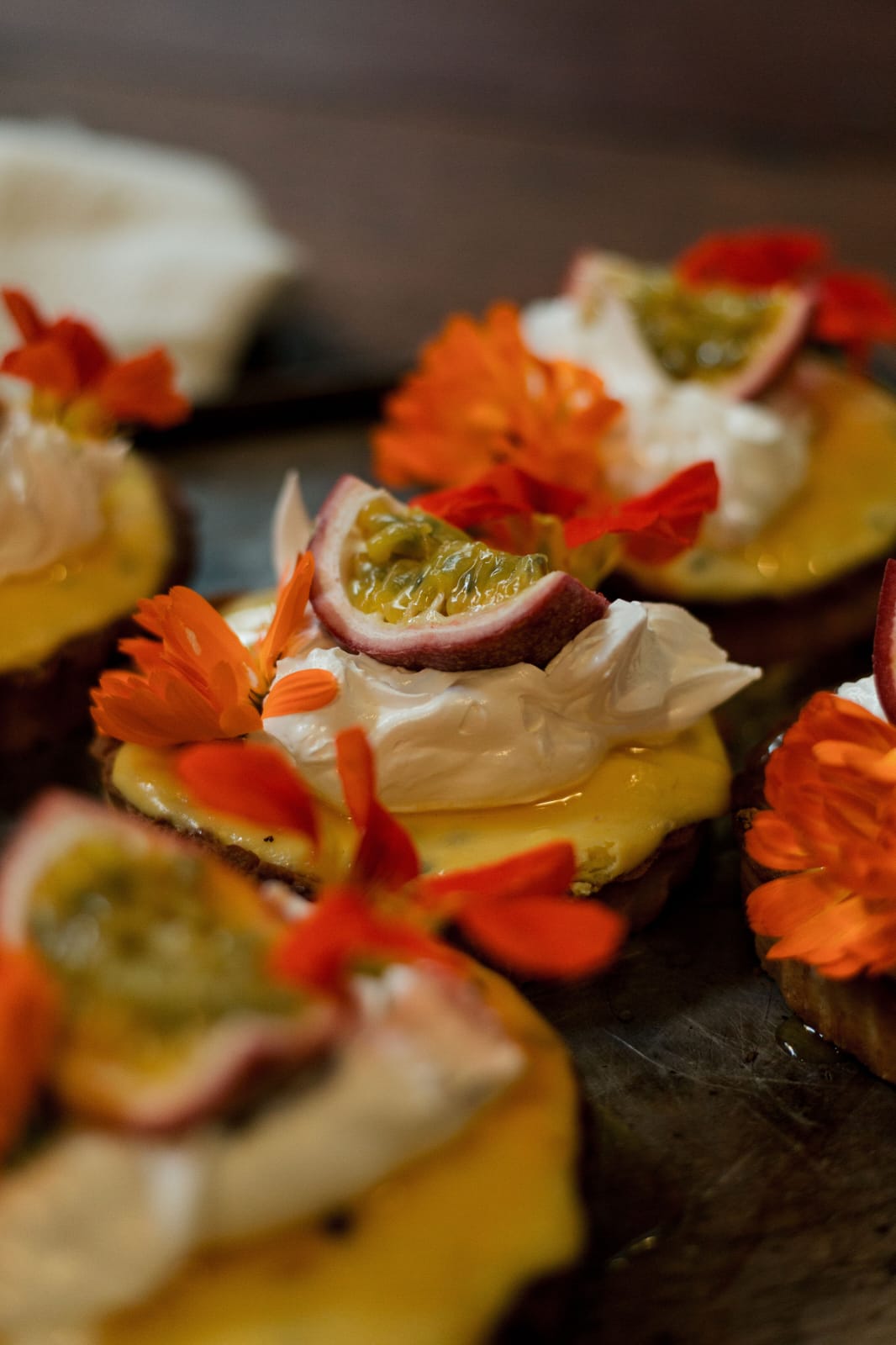 6 x Granadilla Cream Cheese Tart
