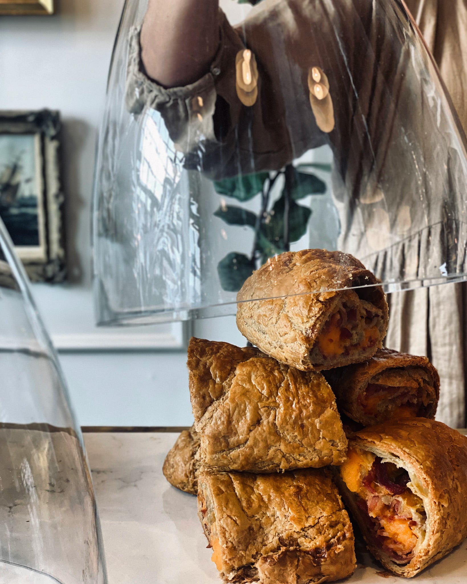 5 x Bacon + cheese pastry