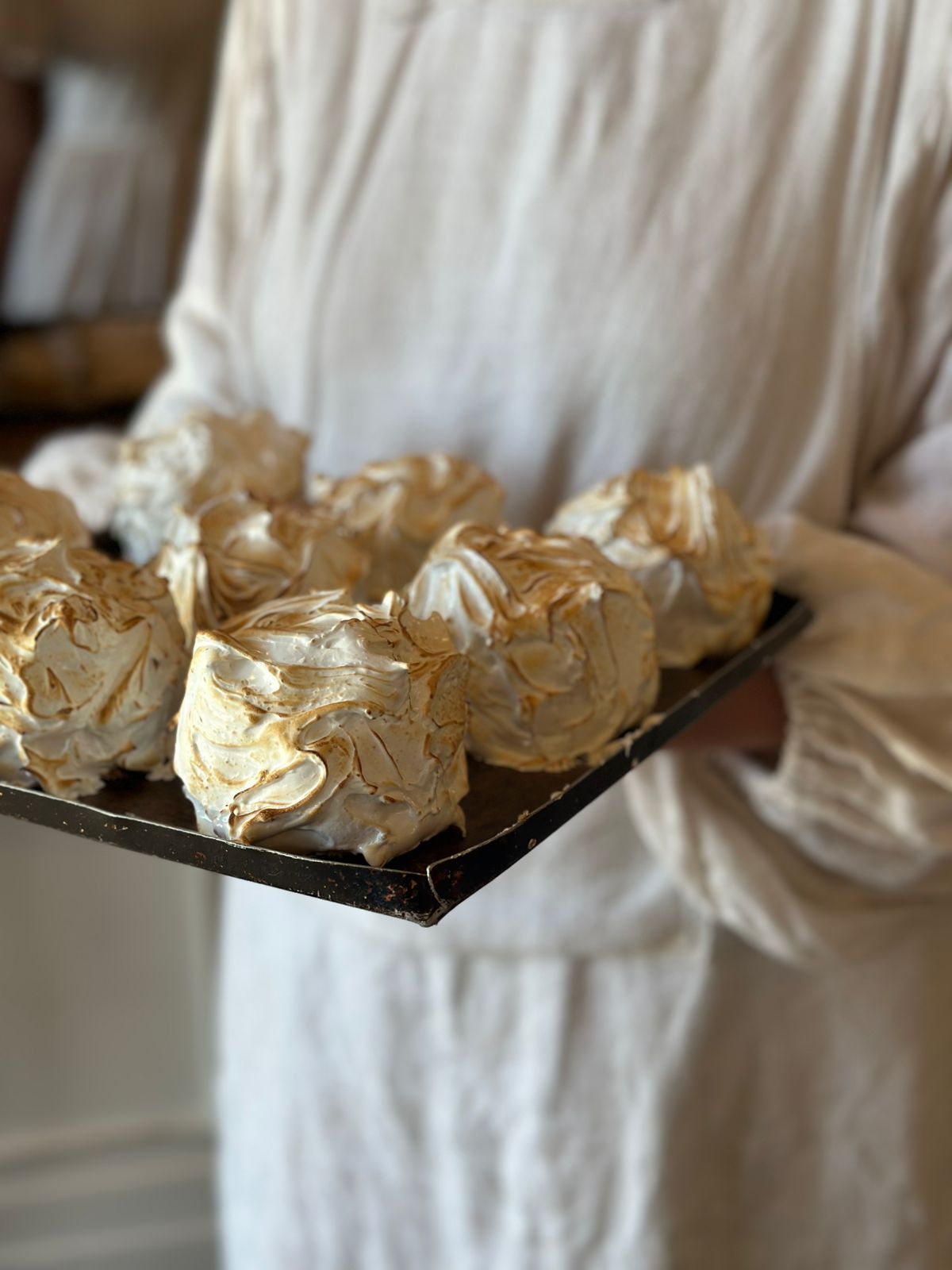 6 x Meringue Encased Lemon Cakes