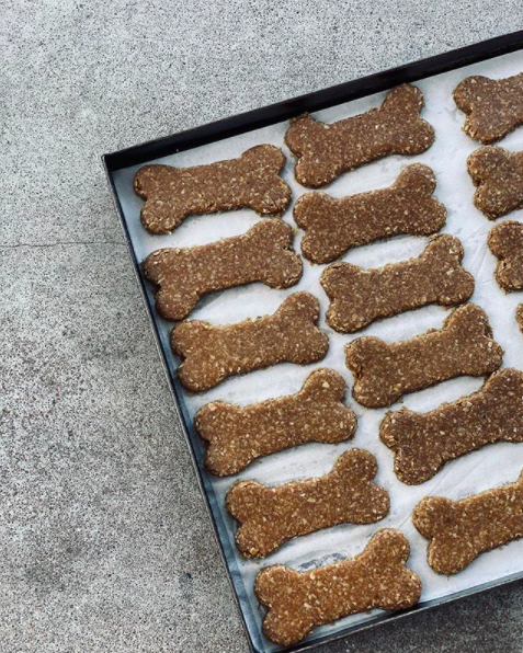 12 x Doggie Cookies