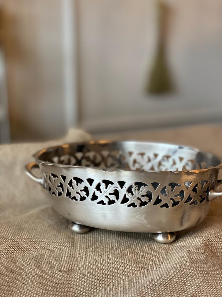 Bread Server